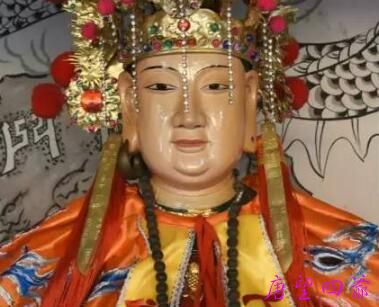 城隍夫人审案? 猥亵犯下跪认罪!-楚茜茜谈神明